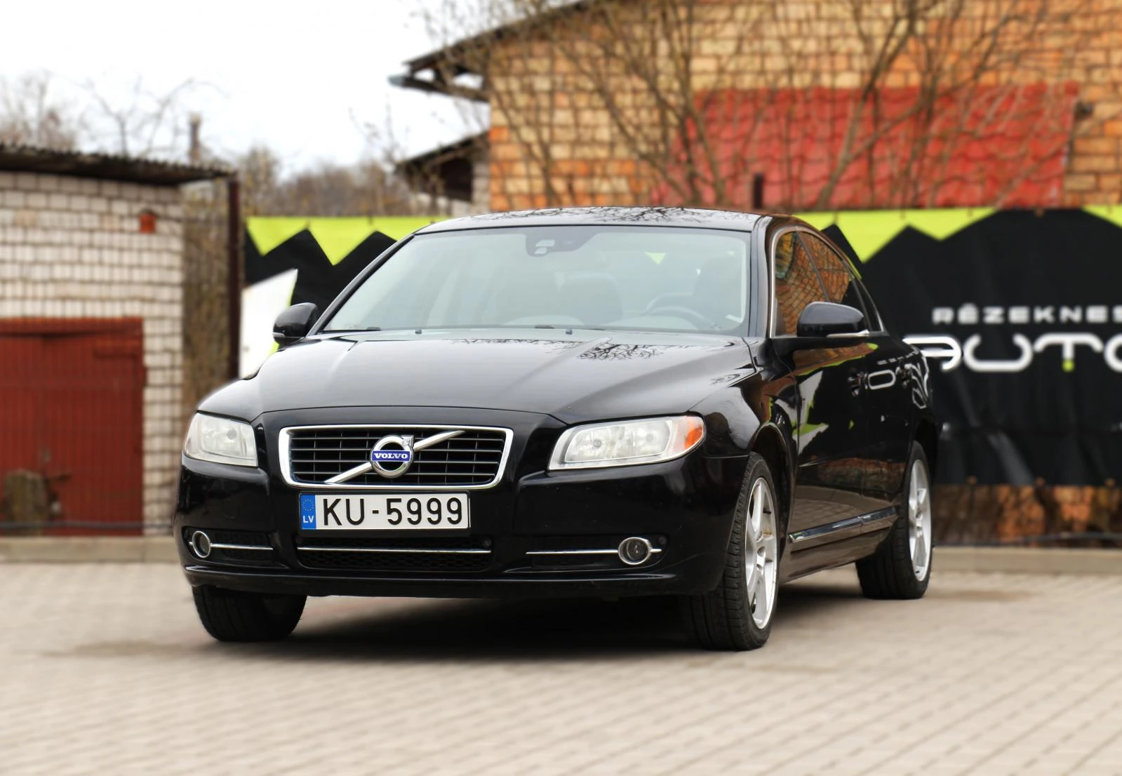 Volvo S80