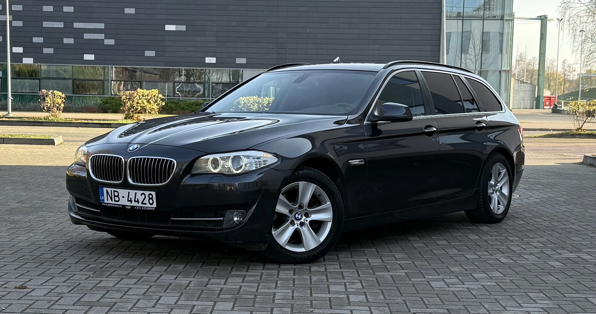 BMW 520