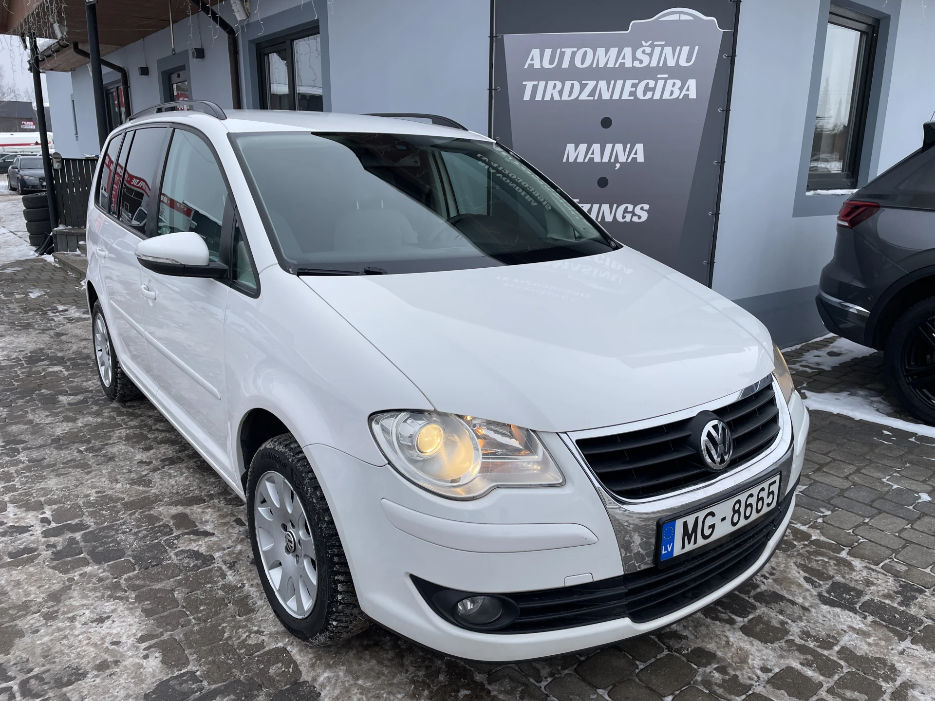 Volkswagen Cross Touran