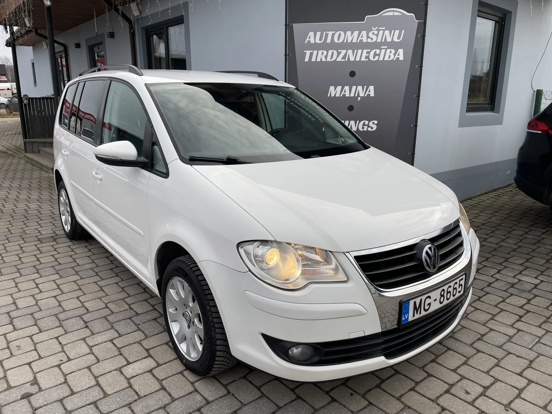 Volkswagen Cross Touran