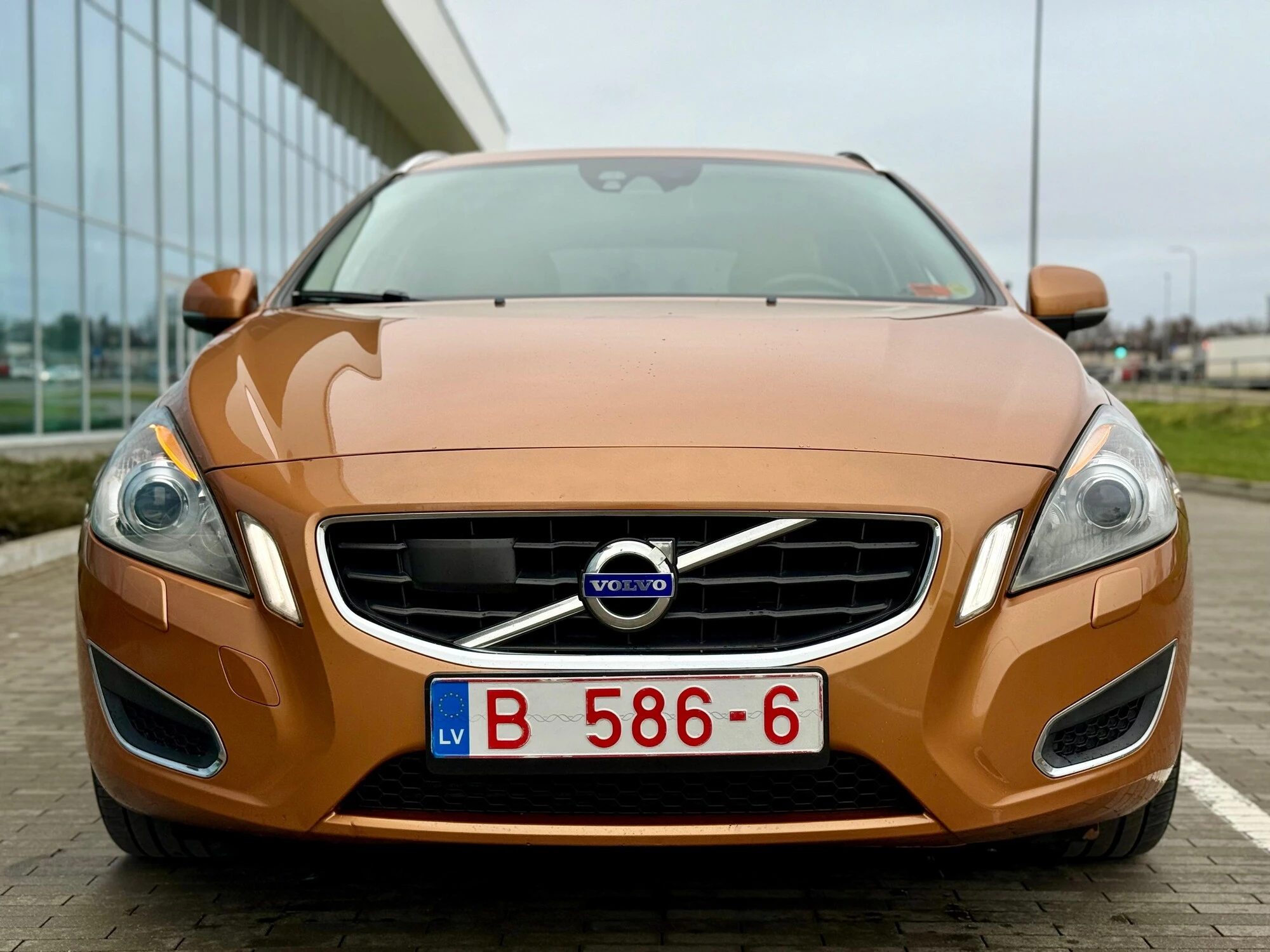 Volvo V60