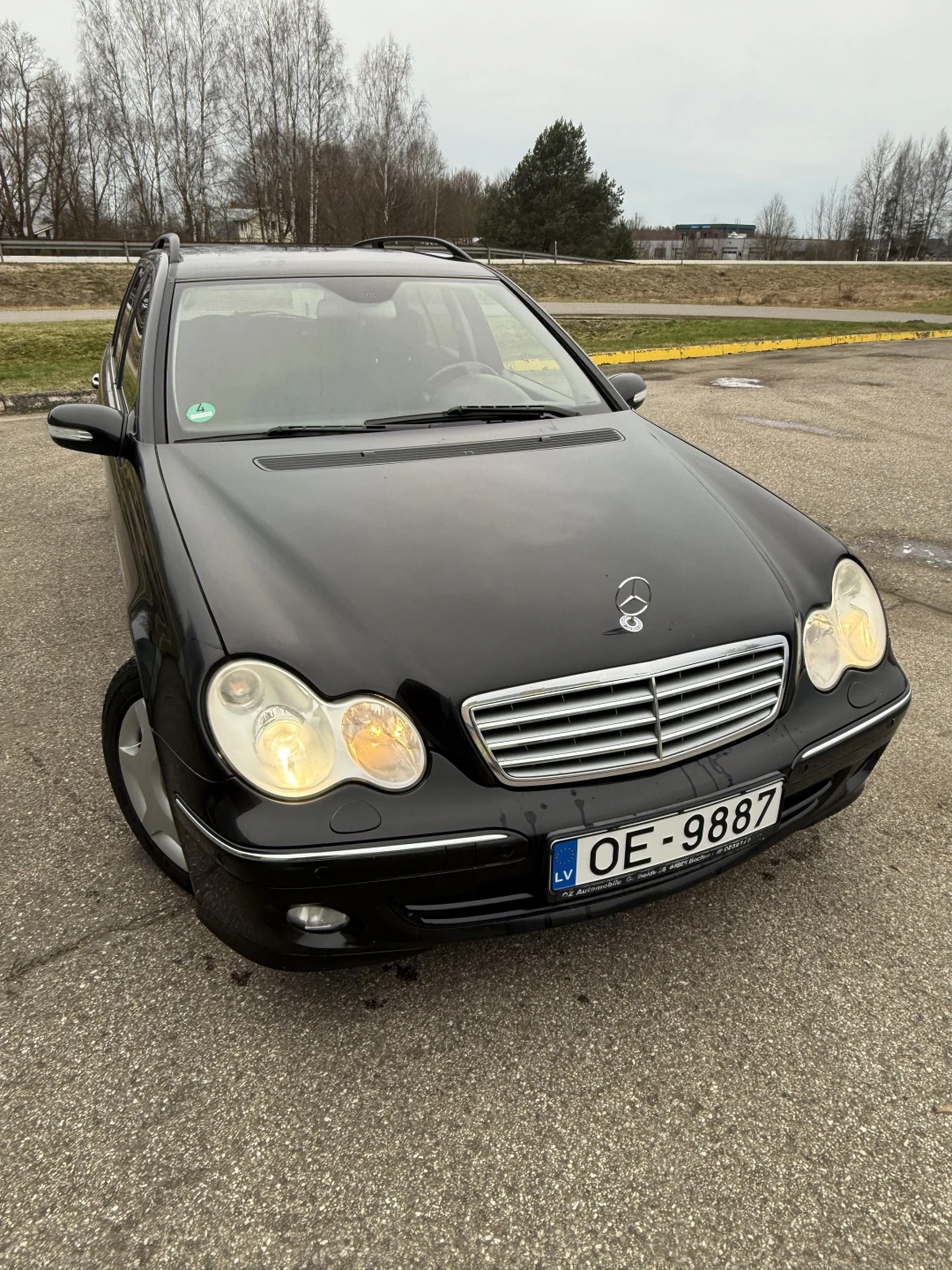Mercedes-Benz C220