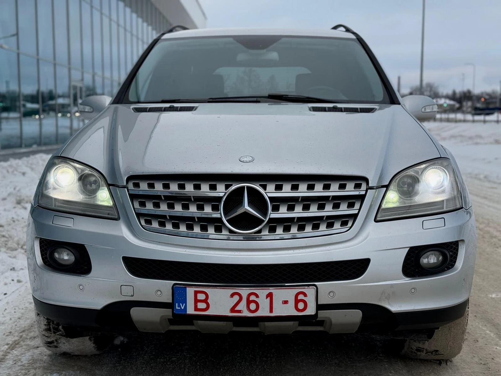 Mercedes-Benz ML320