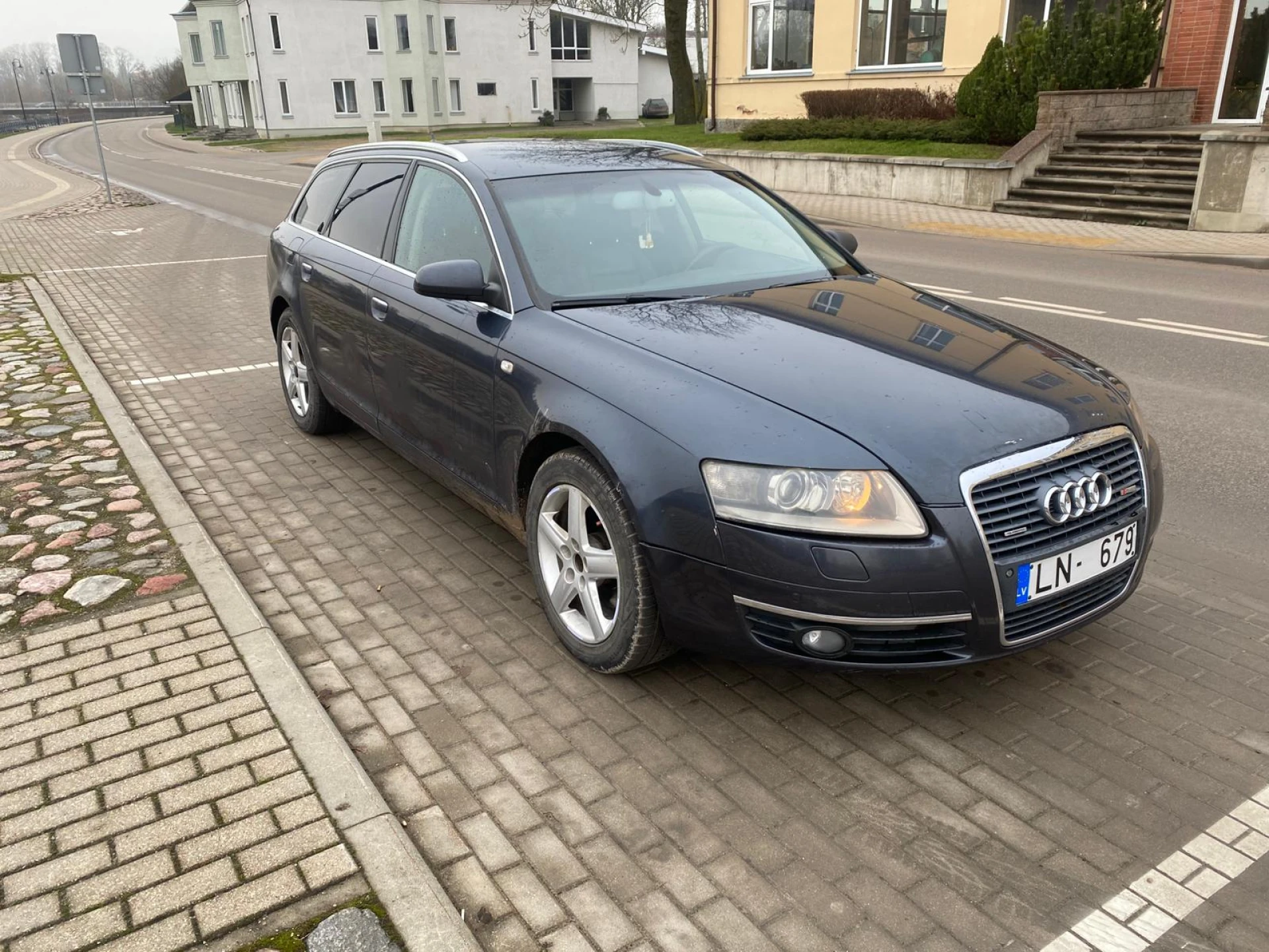 Audi A6