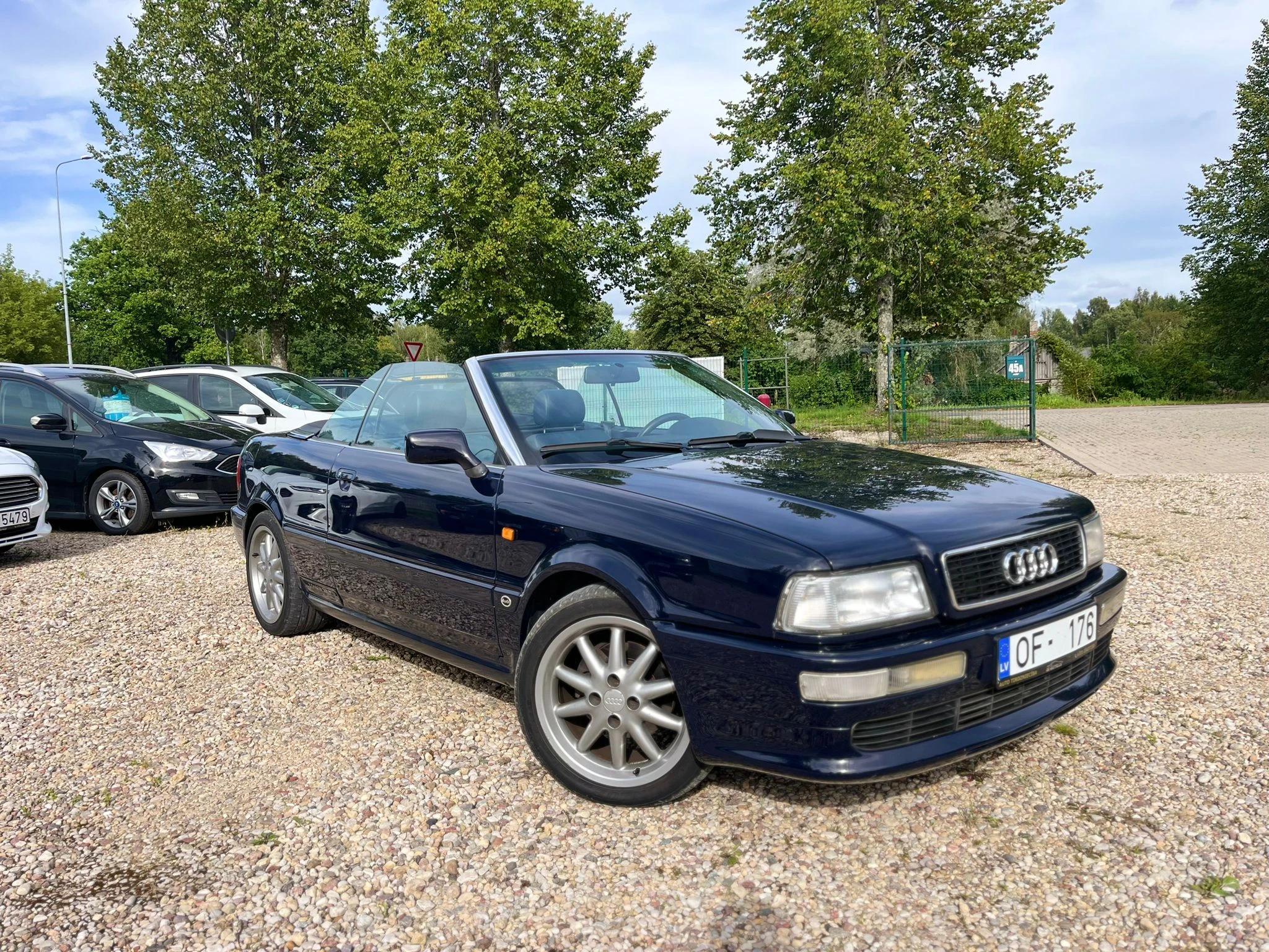 Audi 80