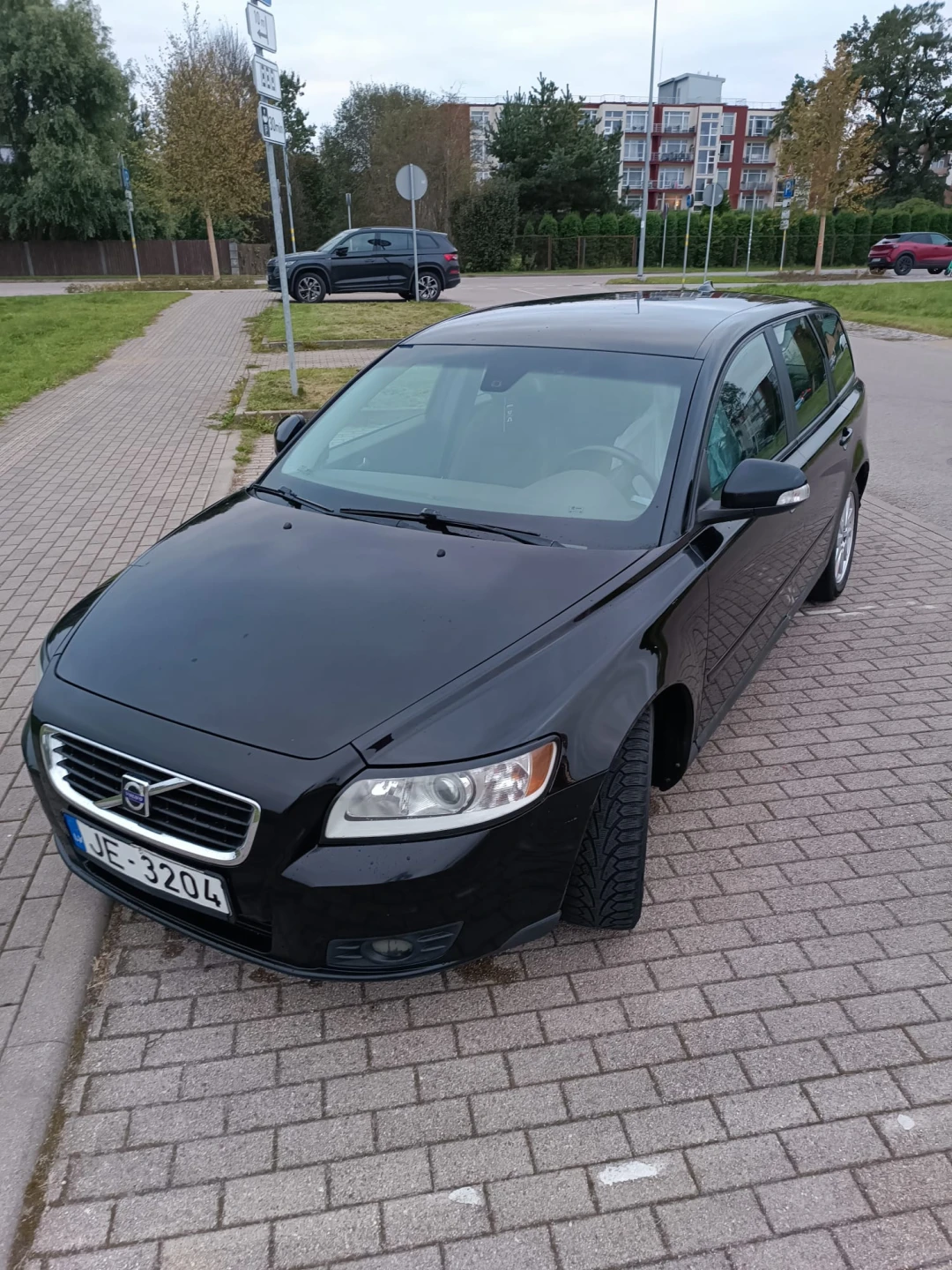 Volvo V50