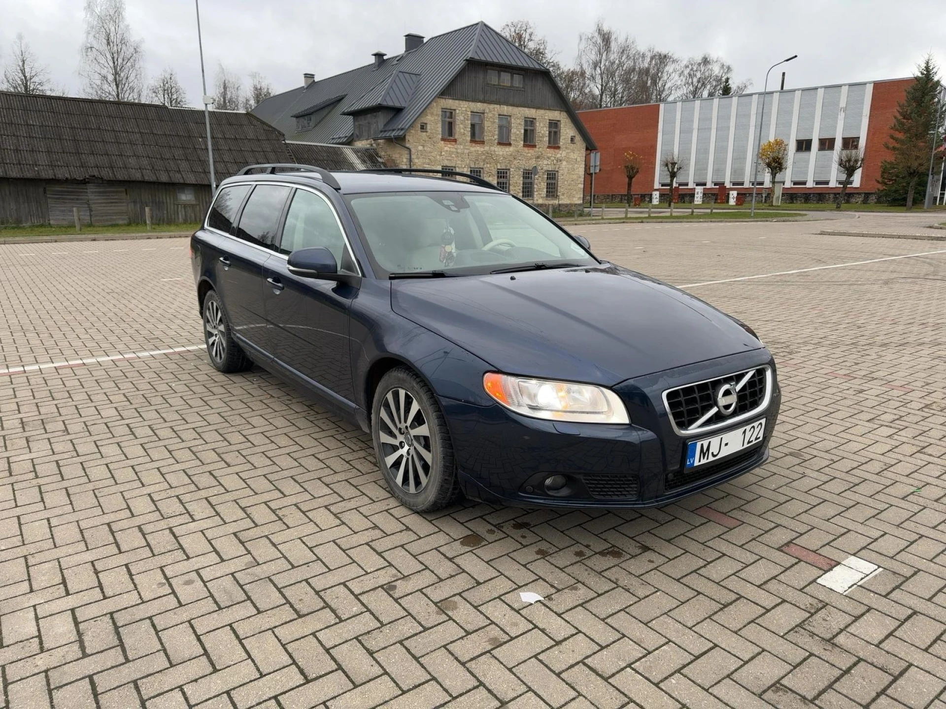 Volvo V70