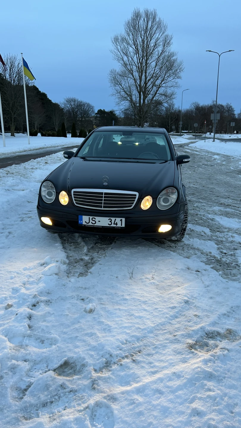 Mercedes-Benz E220