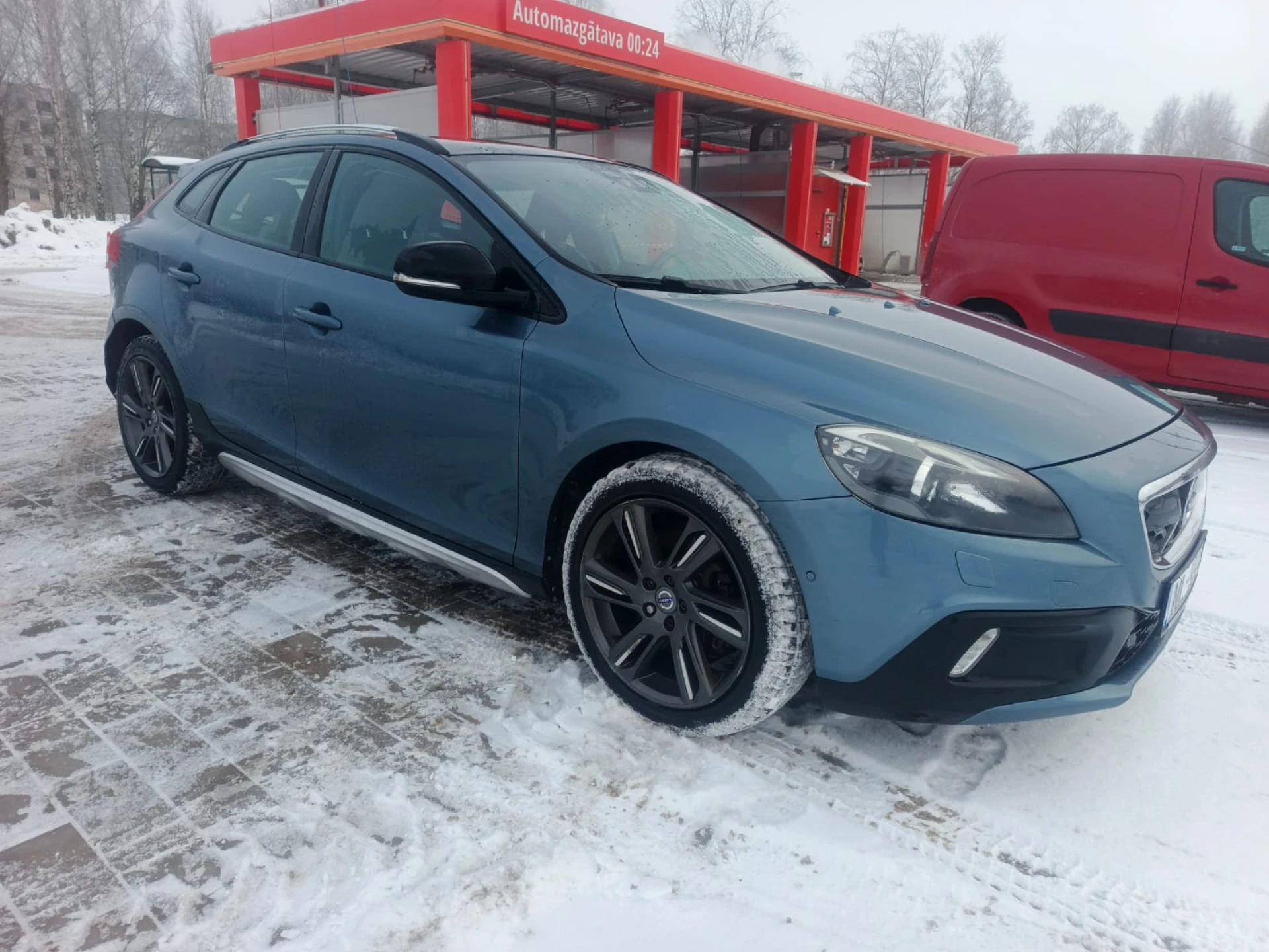 Volvo V40