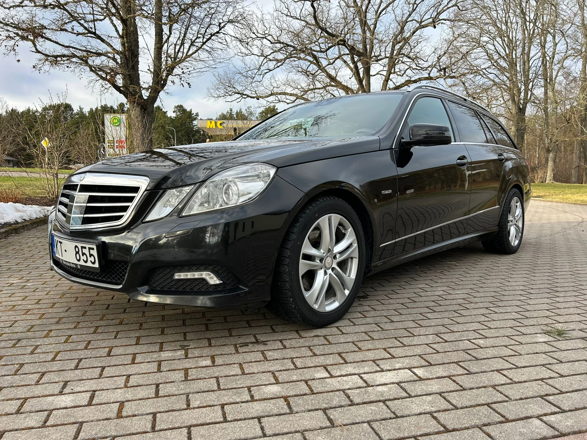 Mercedes-Benz E350