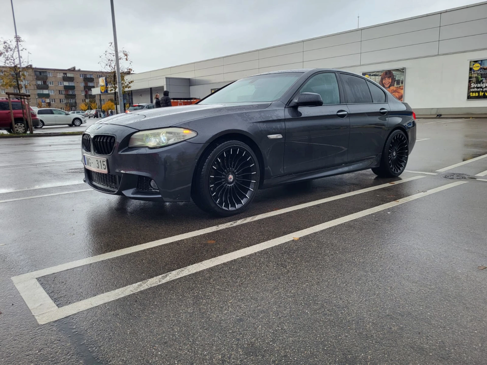 BMW 535