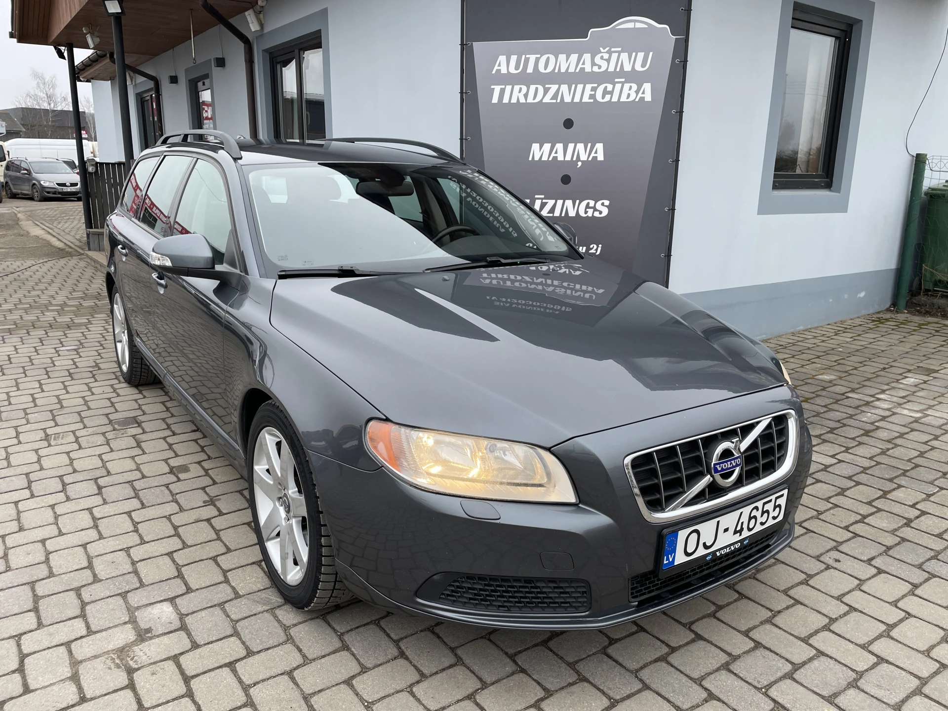 Volvo V70