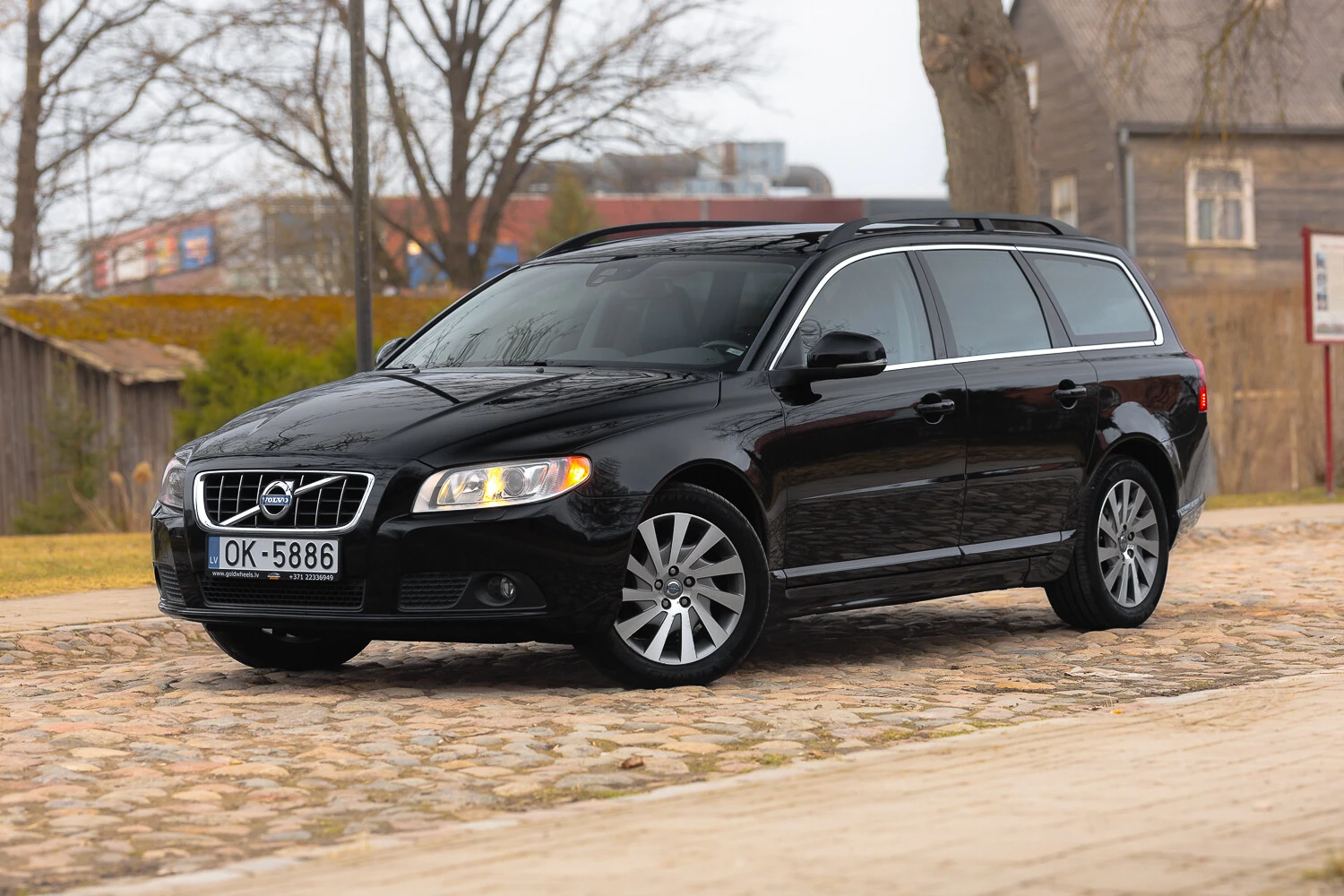 Volvo V70