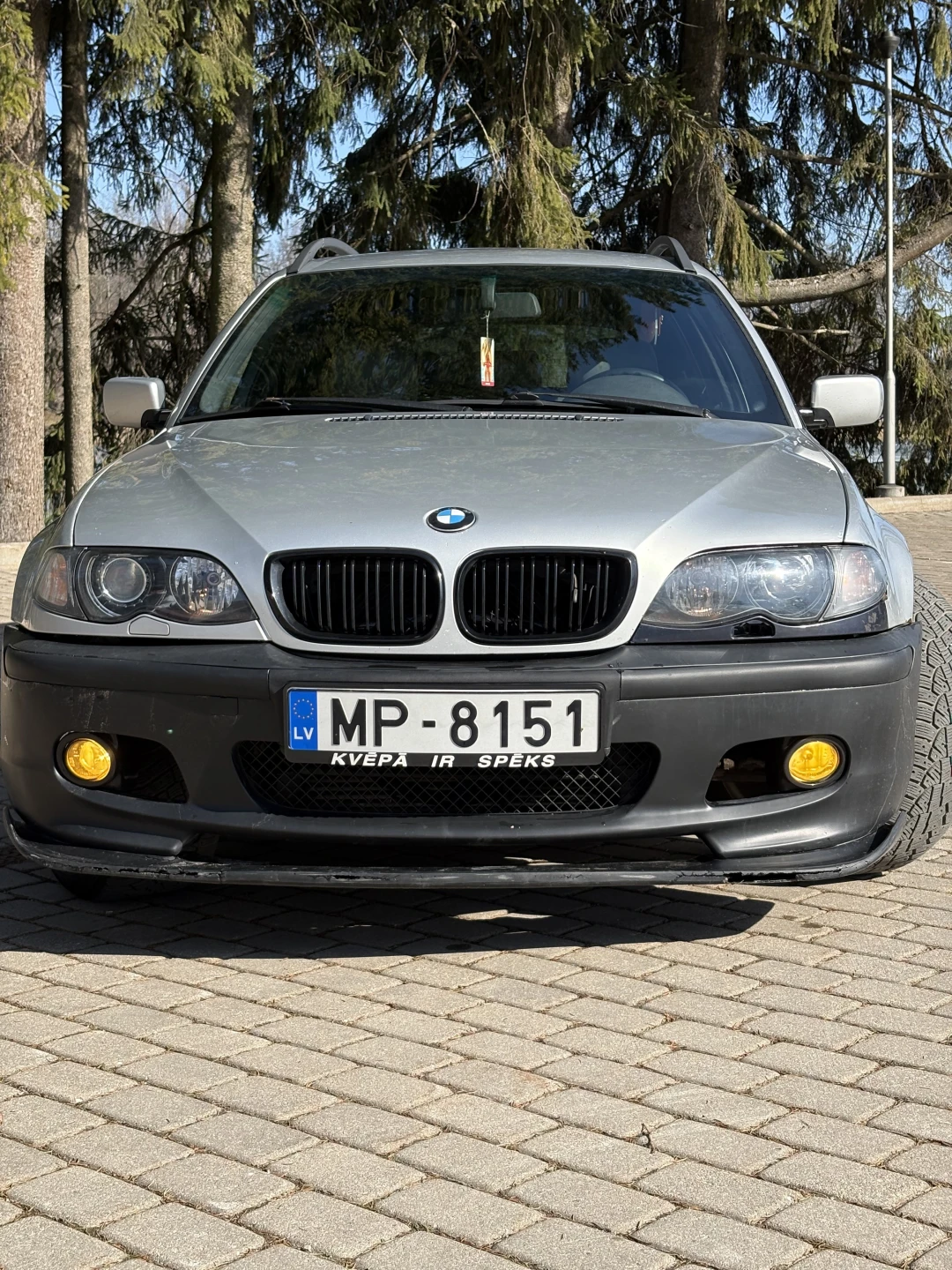 BMW 330