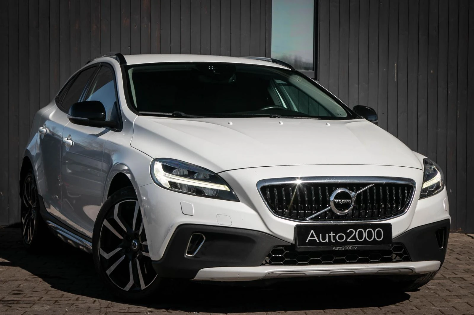 Volvo V40