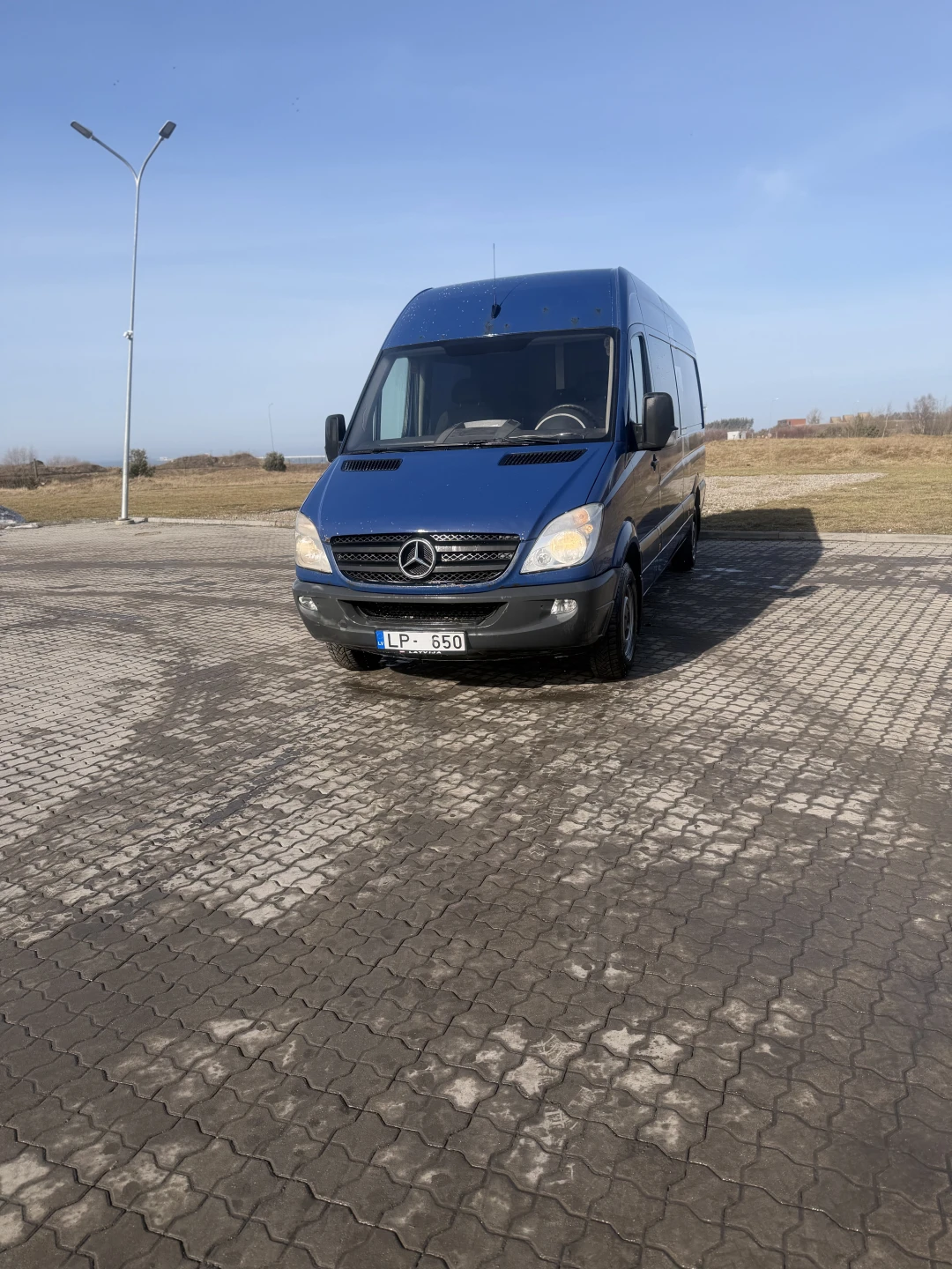 Mercedes-Benz Sprinter