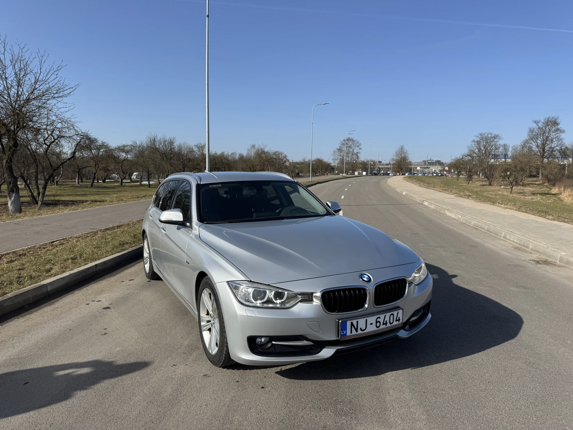 BMW 320
