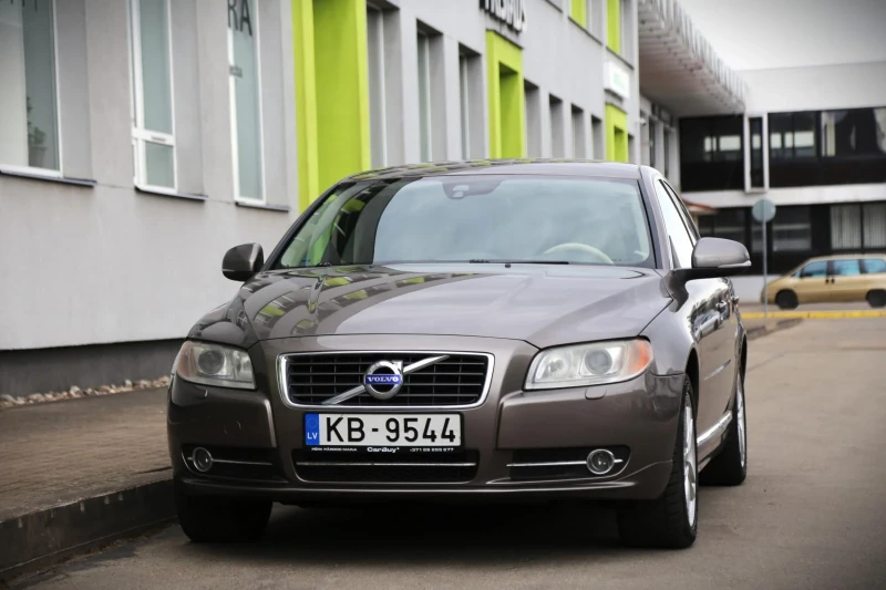 Volvo S80