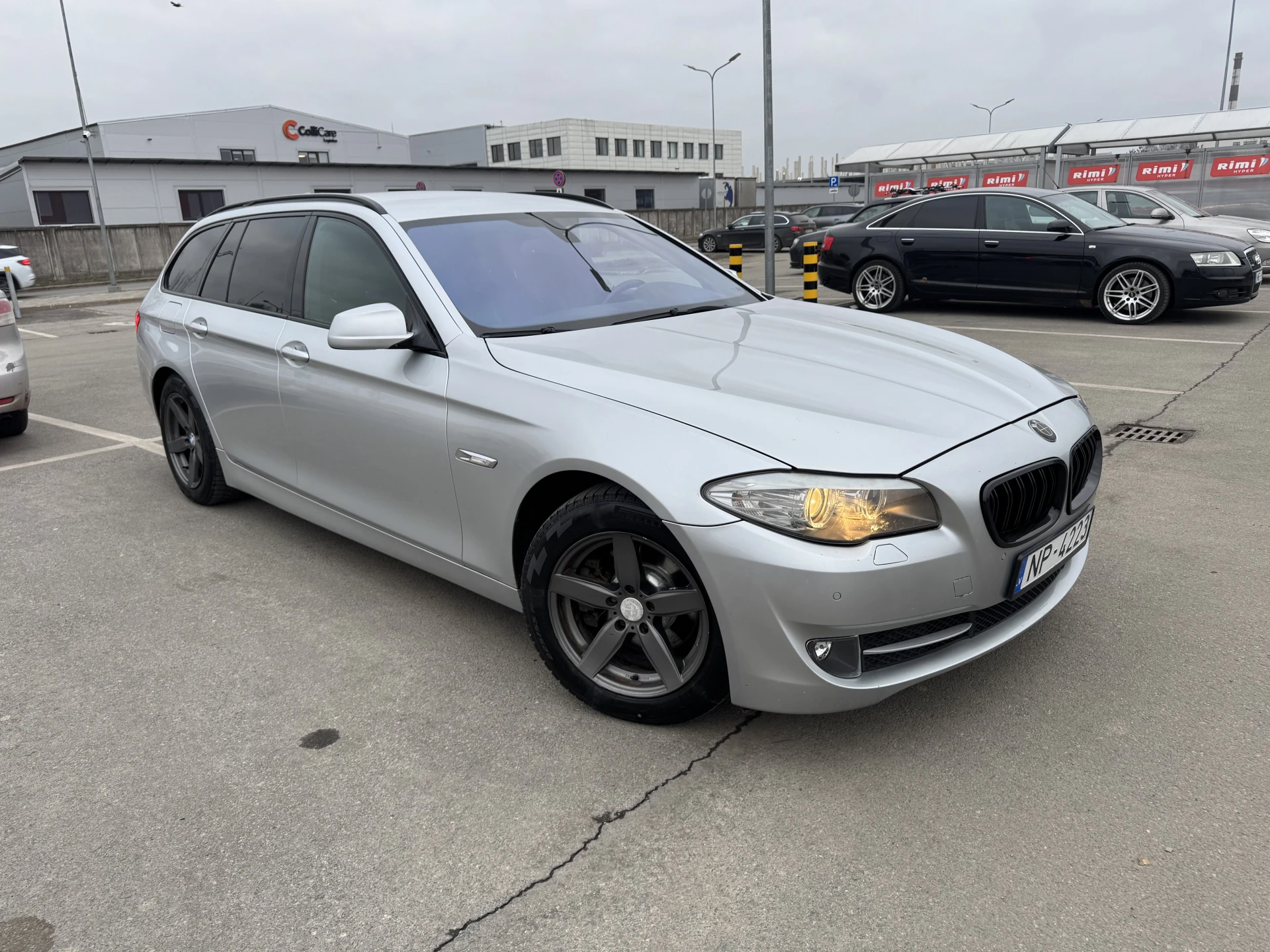 BMW 520