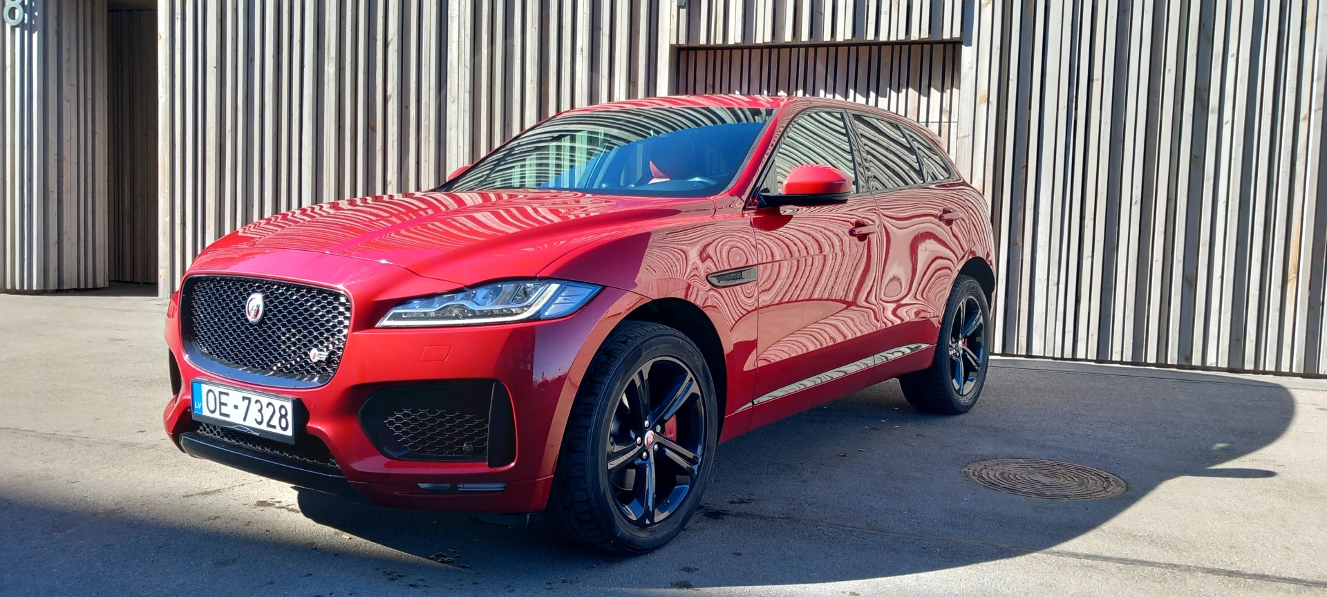 Jaguar F-Pace