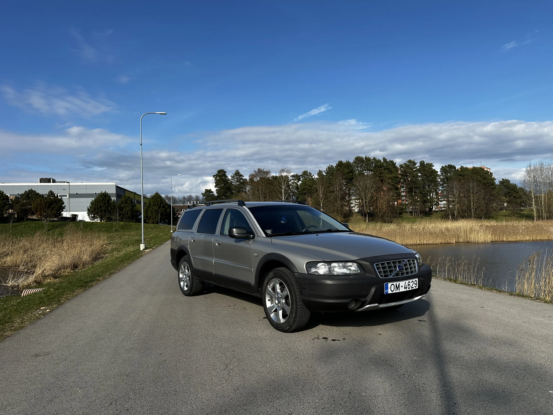 Volvo XC70