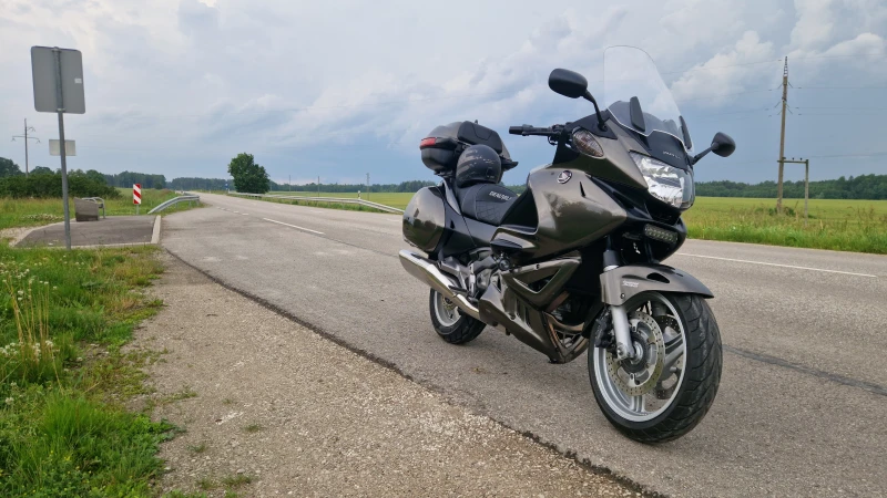 Honda NT