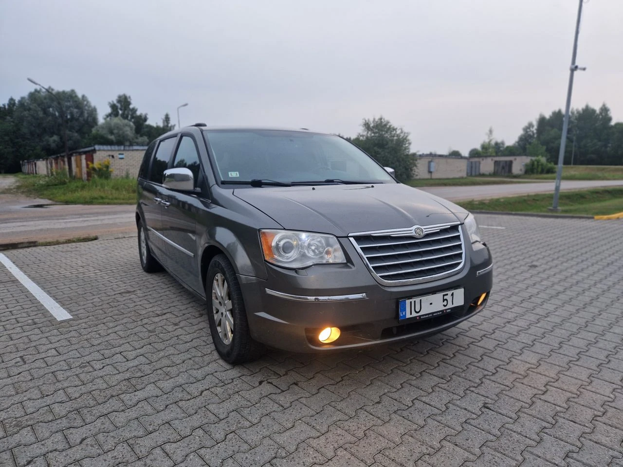 Chrysler Grand Voyager