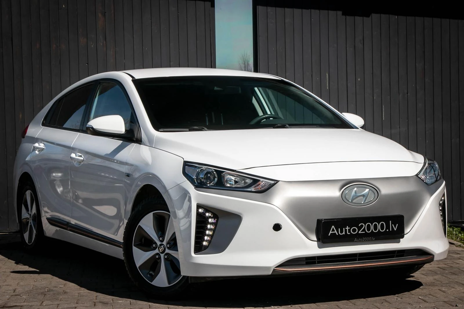 Hyundai IONIQ