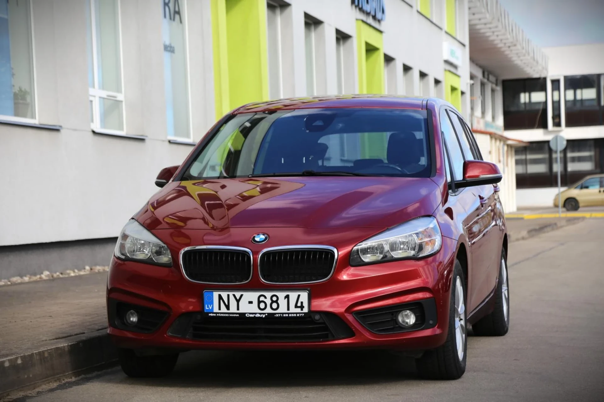 BMW 218