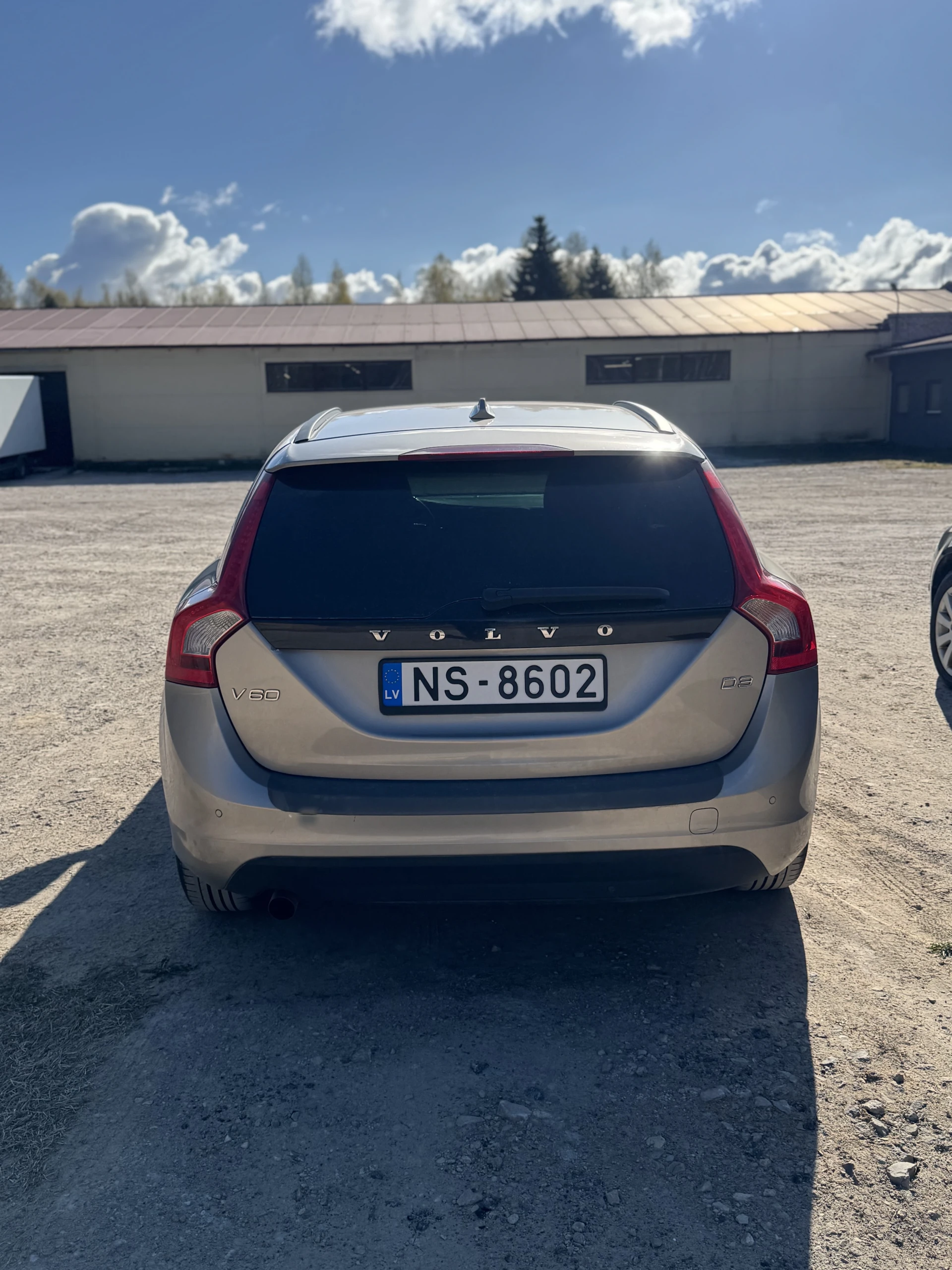 Volvo V60
