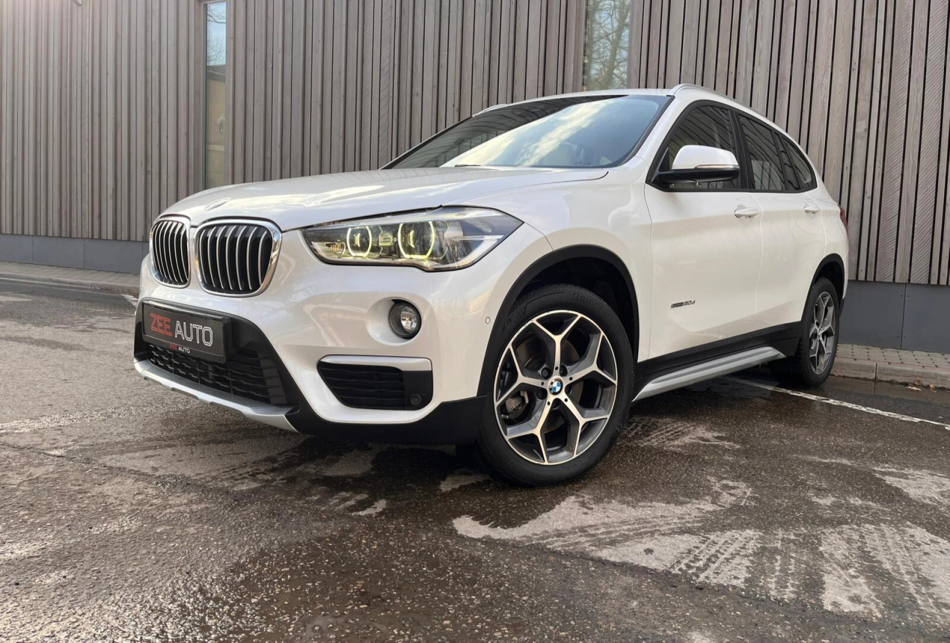 BMW X1