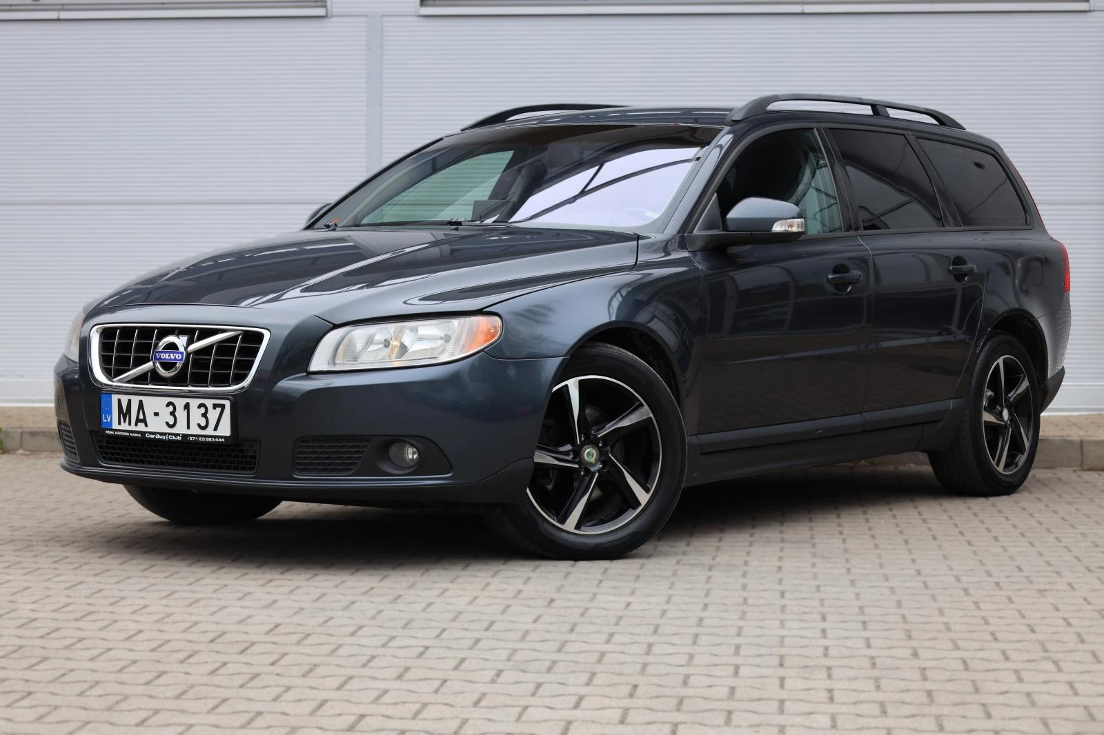 Volvo V70