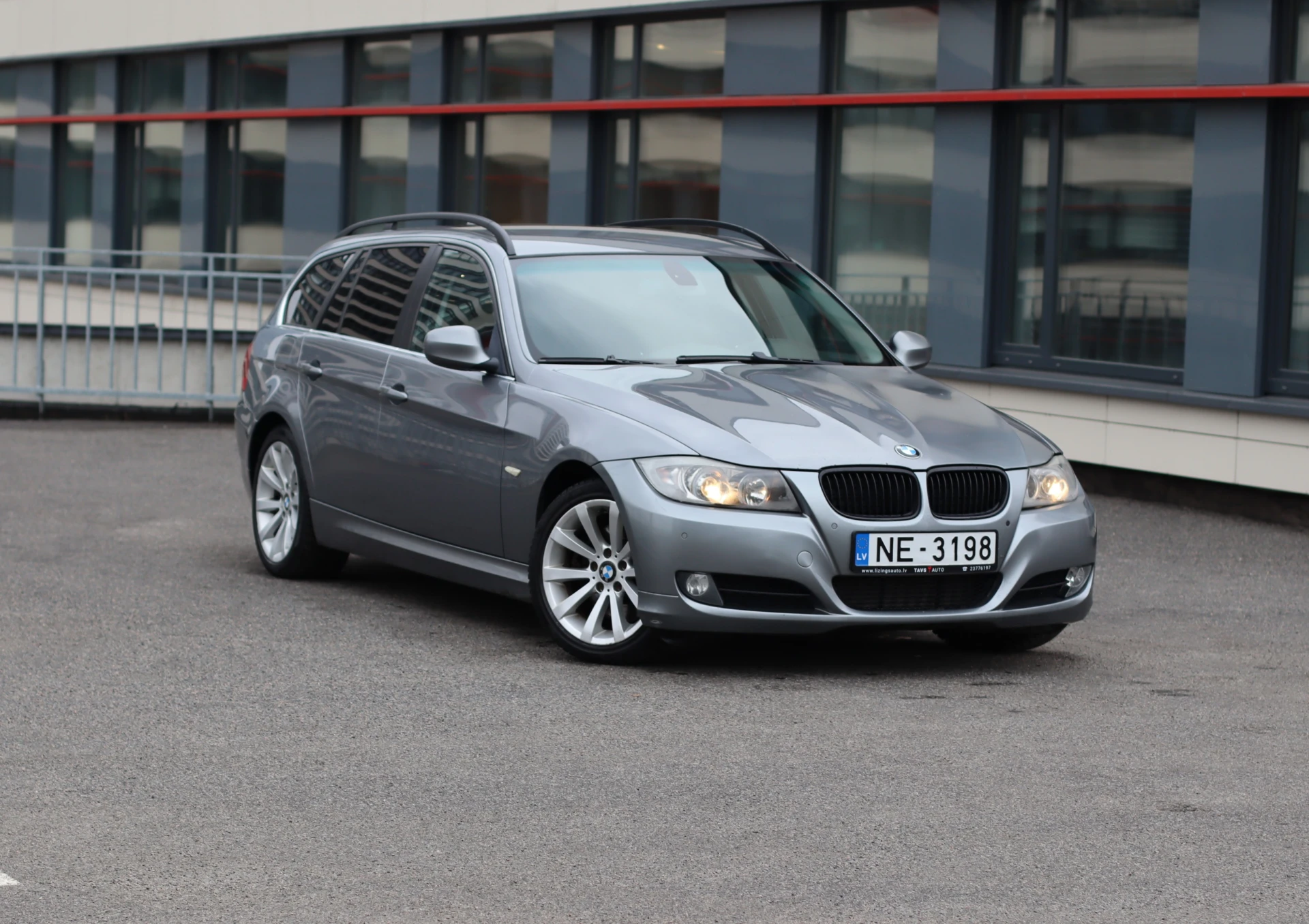 BMW 325