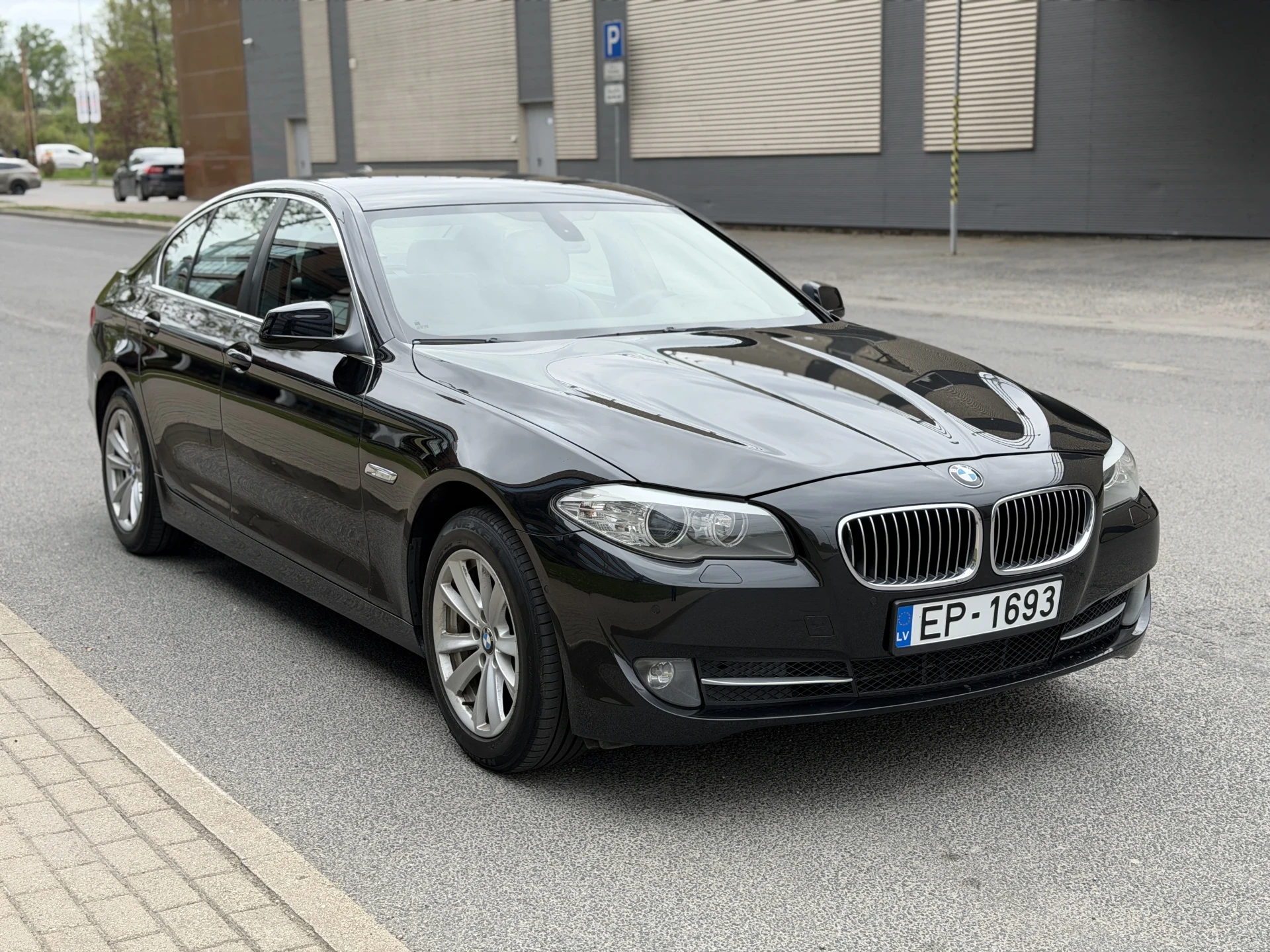 BMW 520