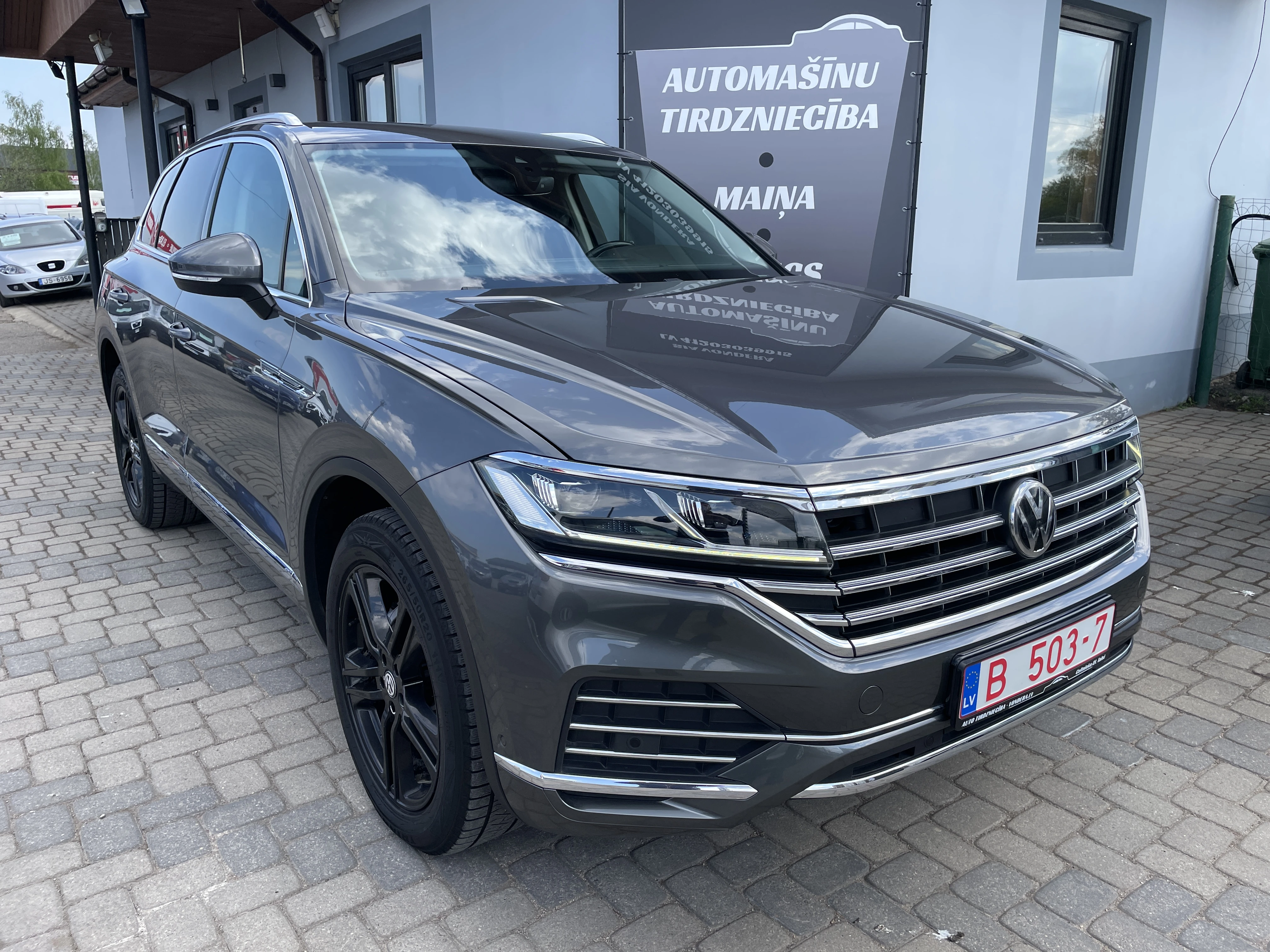 Volkswagen Touareg