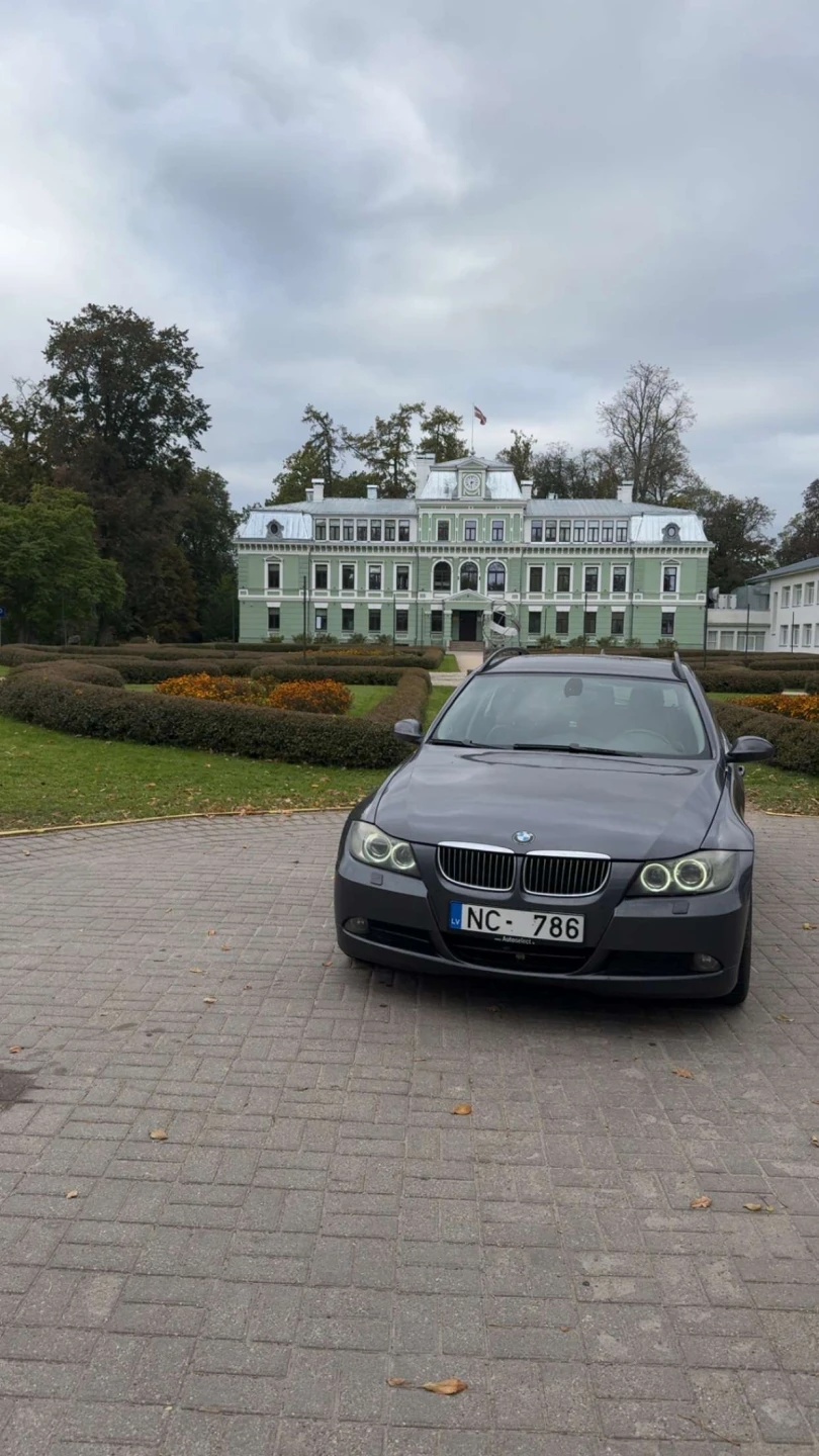 BMW 325