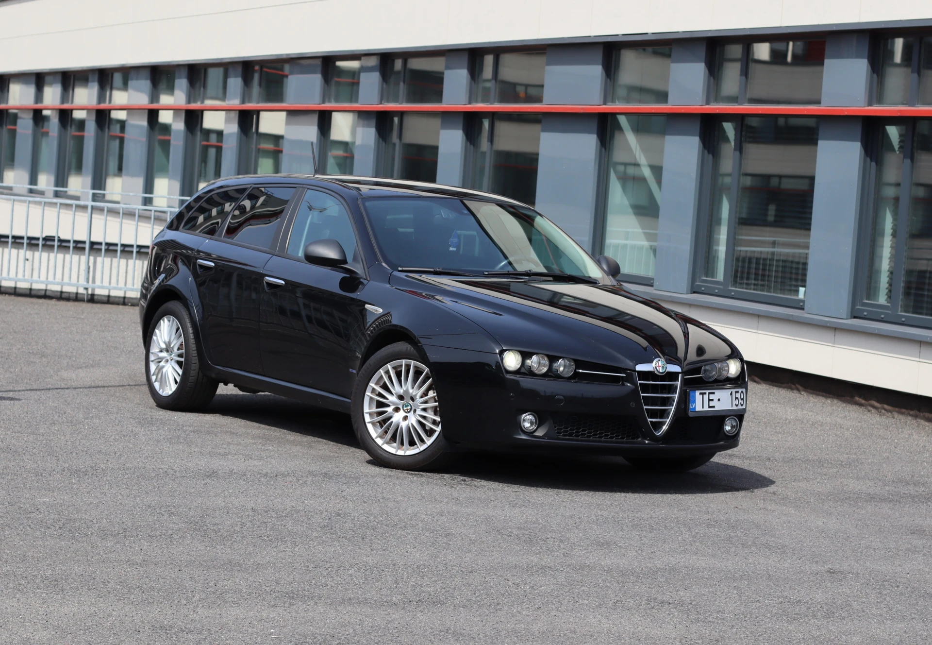 Alfa Romeo 159