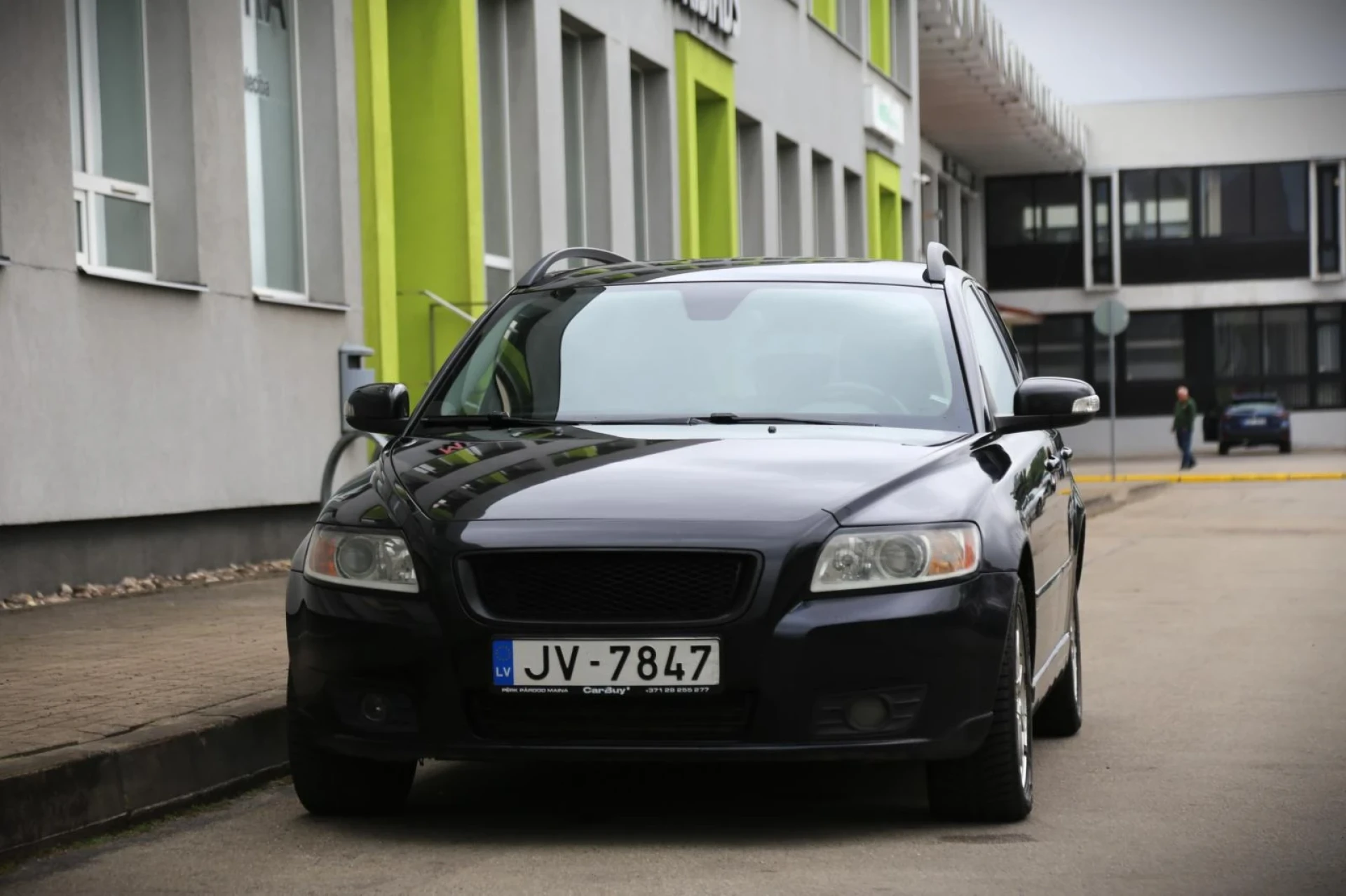 Volvo V50