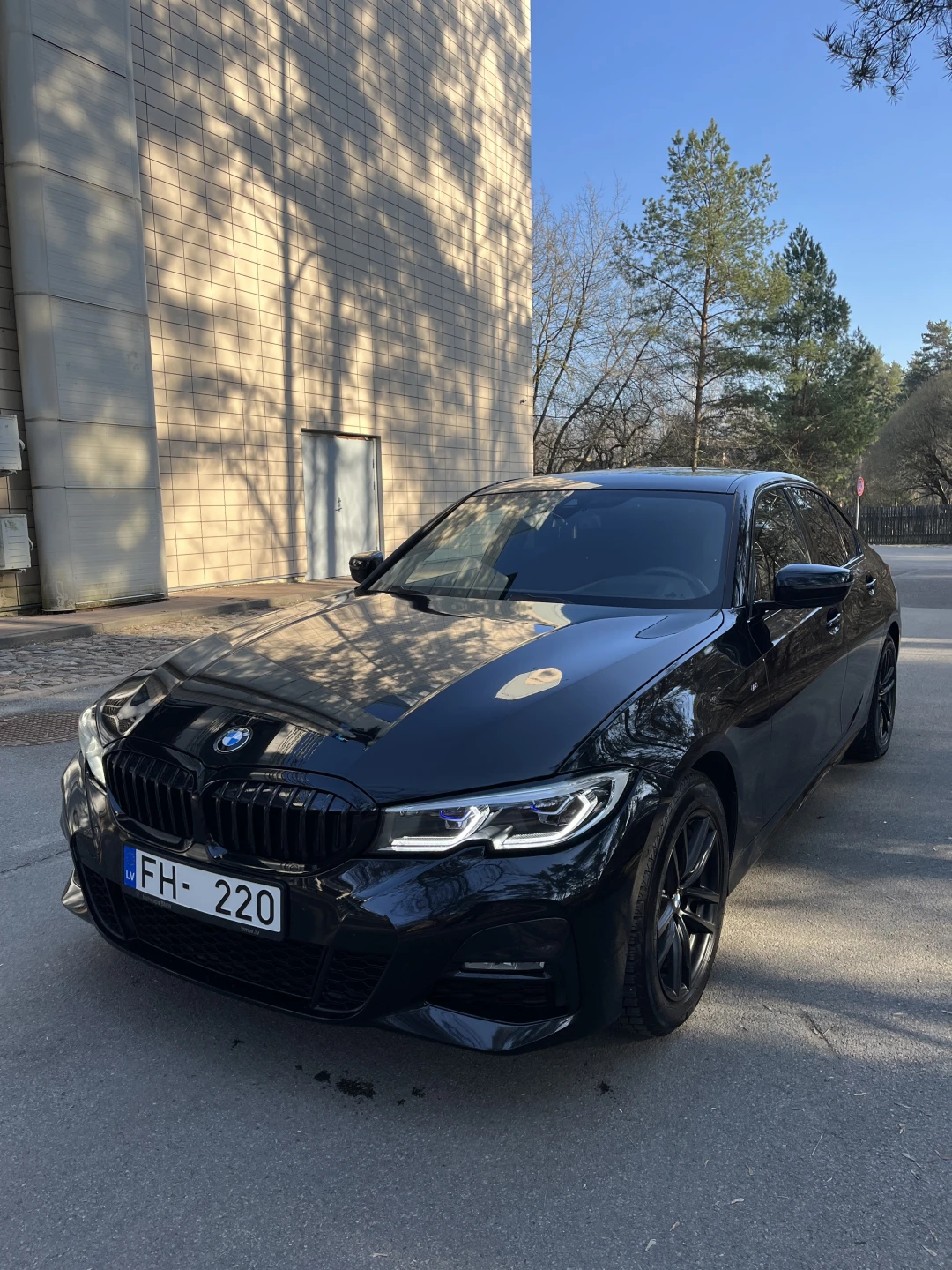 BMW 320