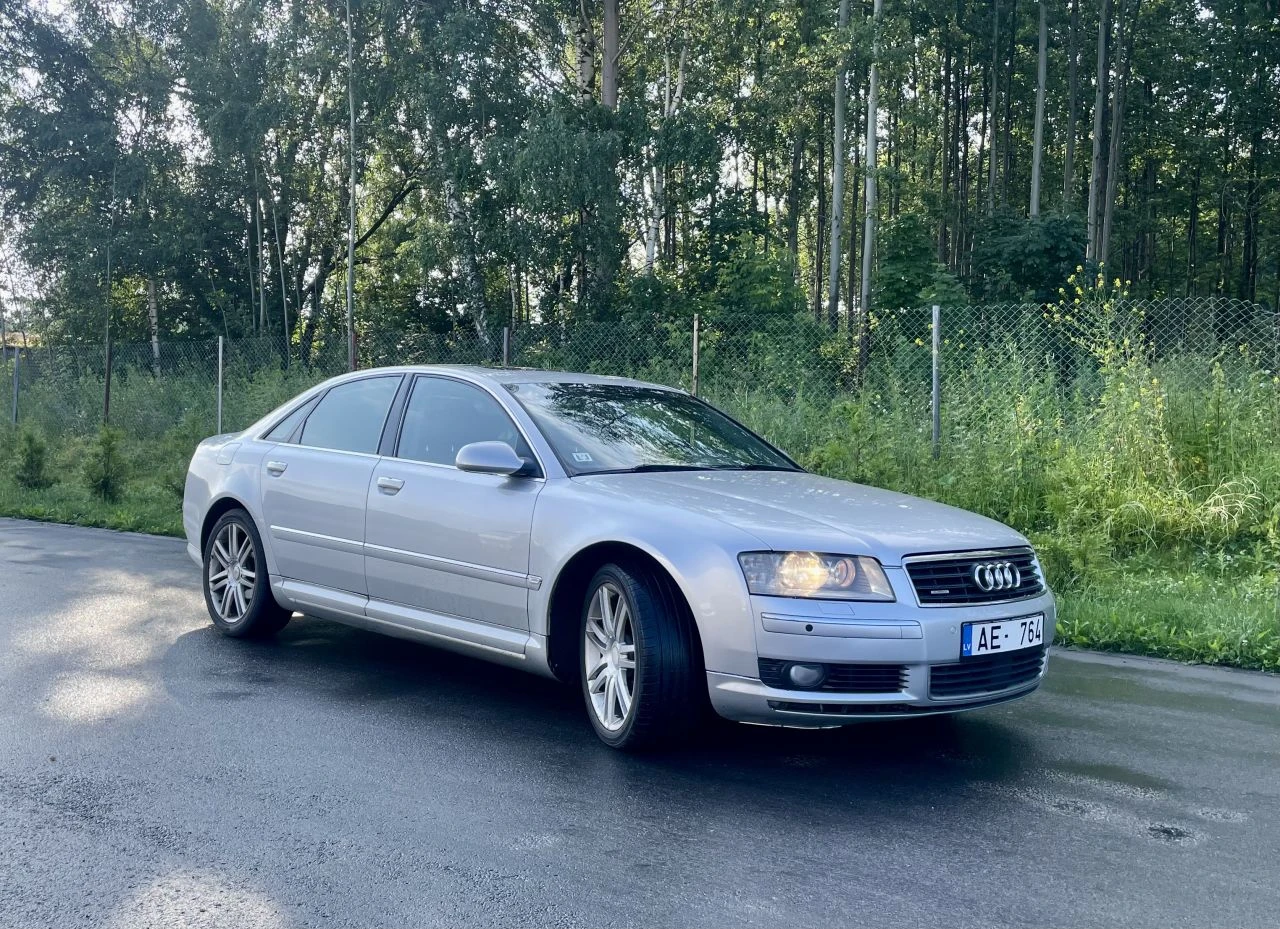Audi A8