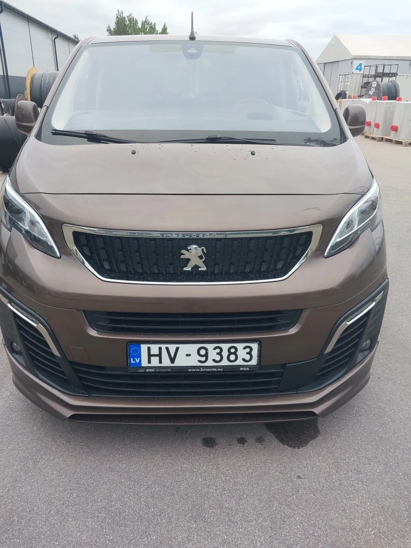 Peugeot Traveller