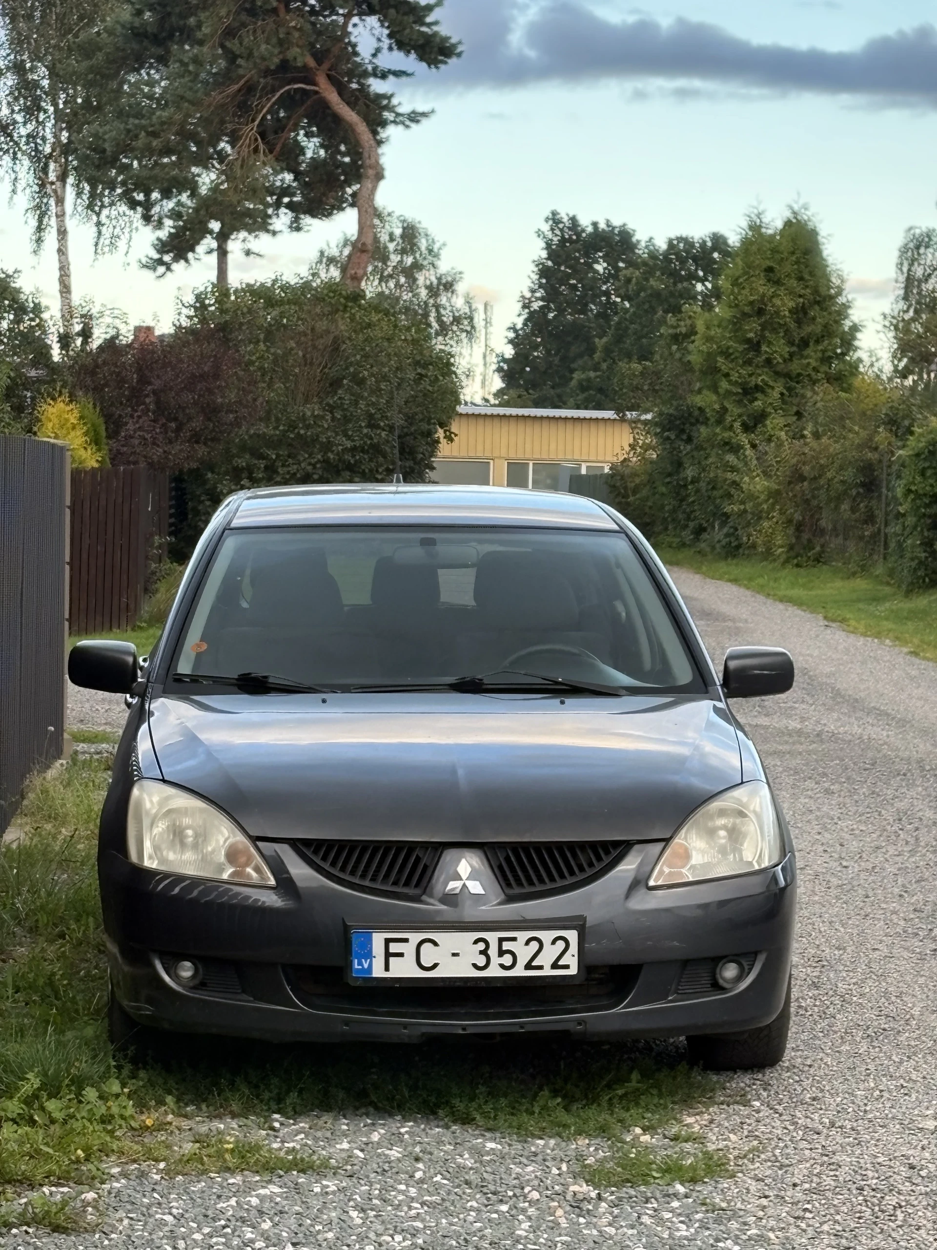 Mitsubishi Lancer