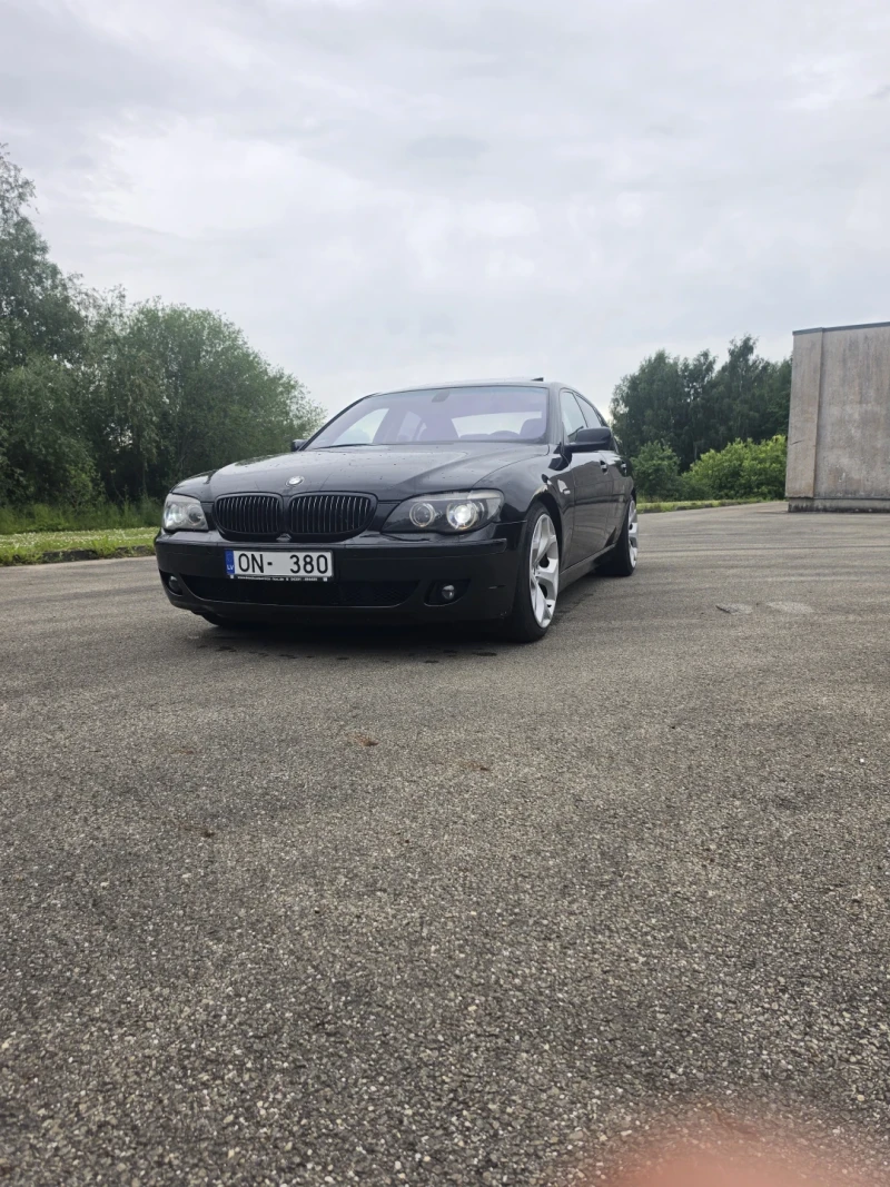 BMW 730