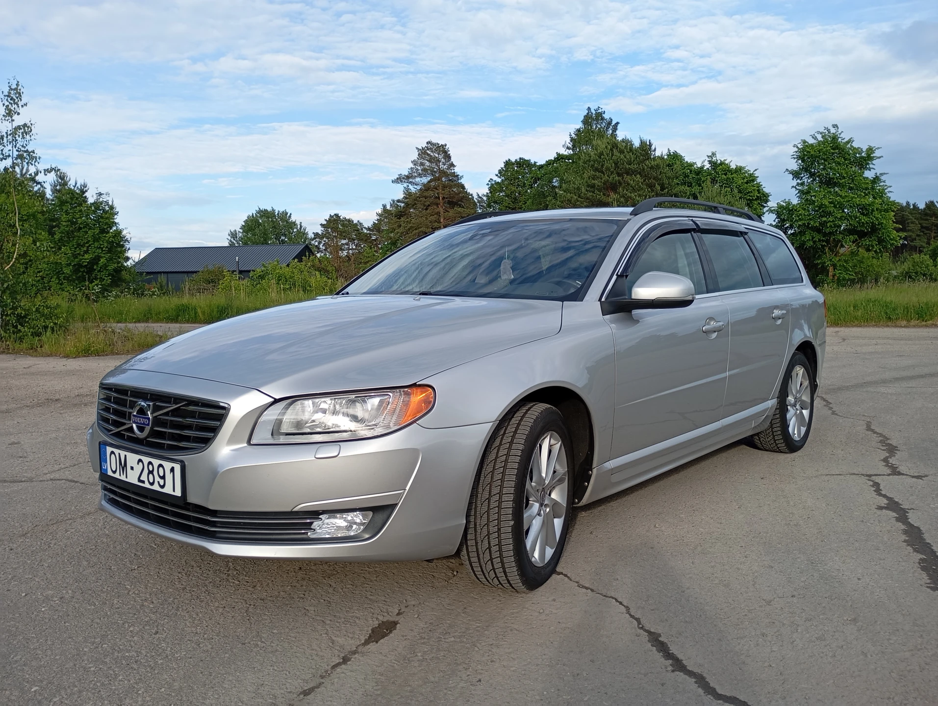 Volvo V70