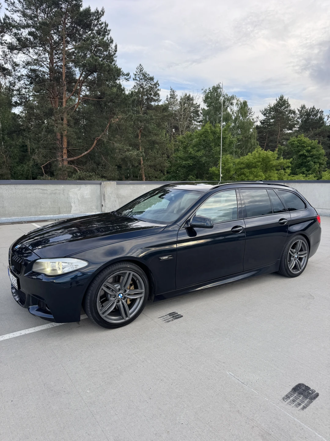 BMW 530