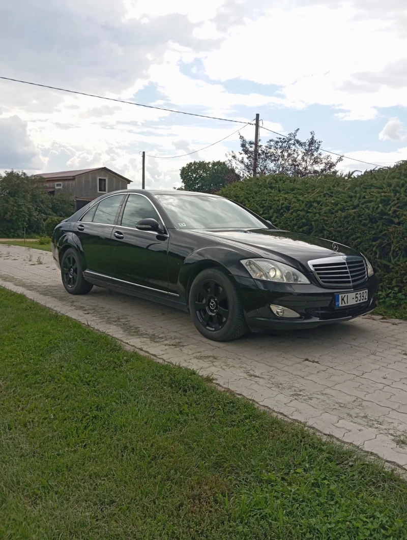 Mercedes-Benz S320