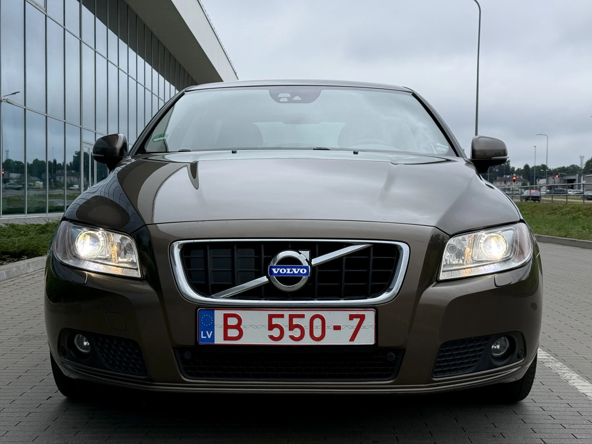 Volvo V70