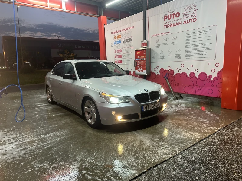 BMW 530