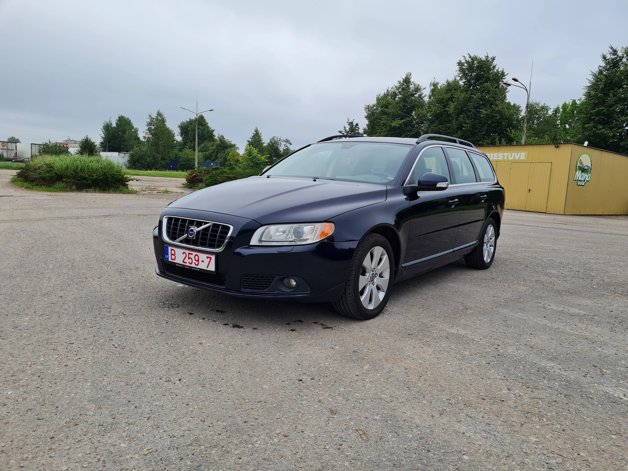 Volvo V70