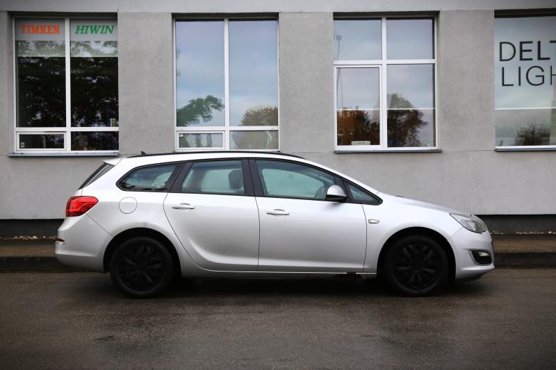 Opel - Astra - pic3